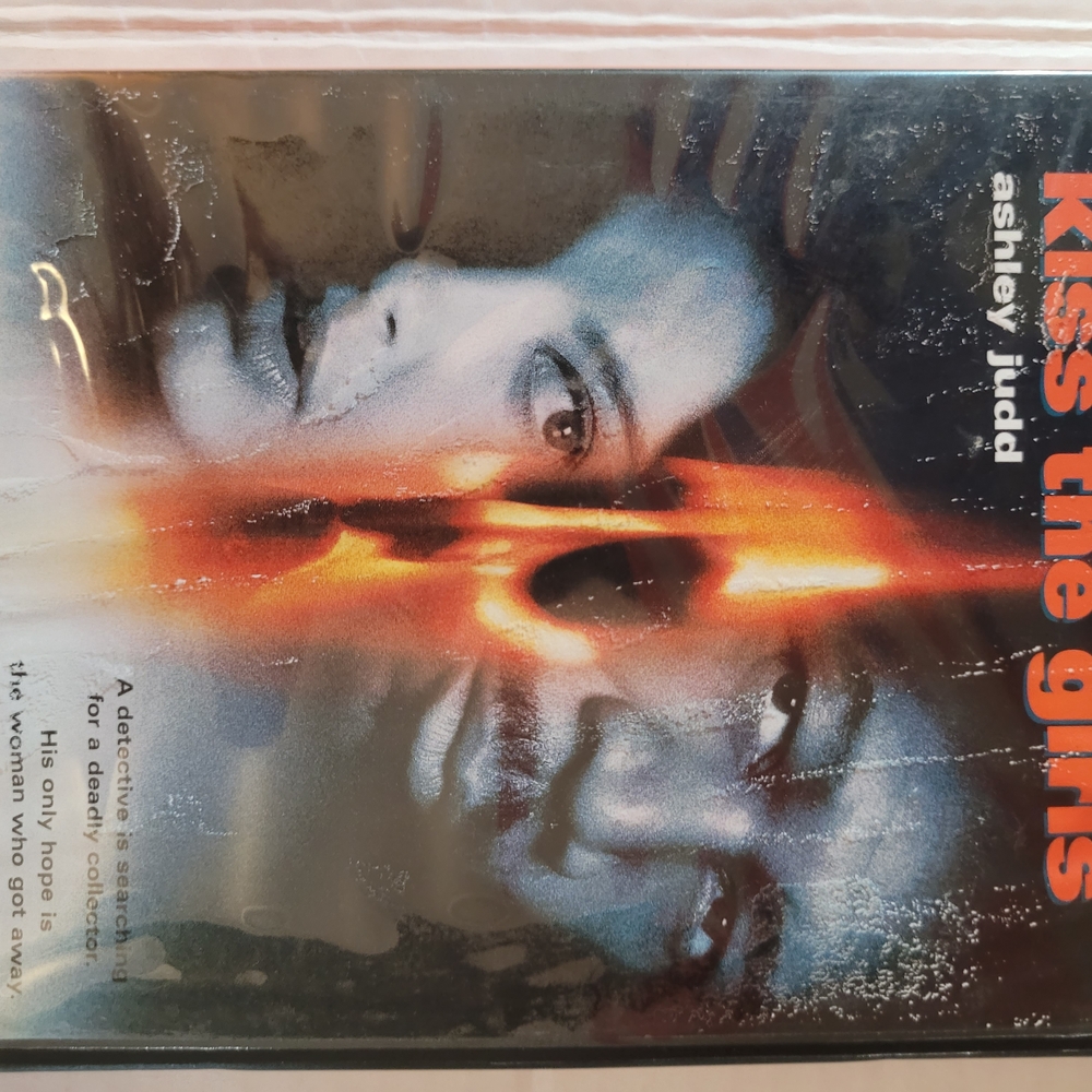 Kiss the Girls DVD